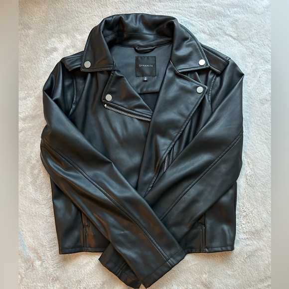 Dynamic Faux Leather Jacket - Picture 3 of 3